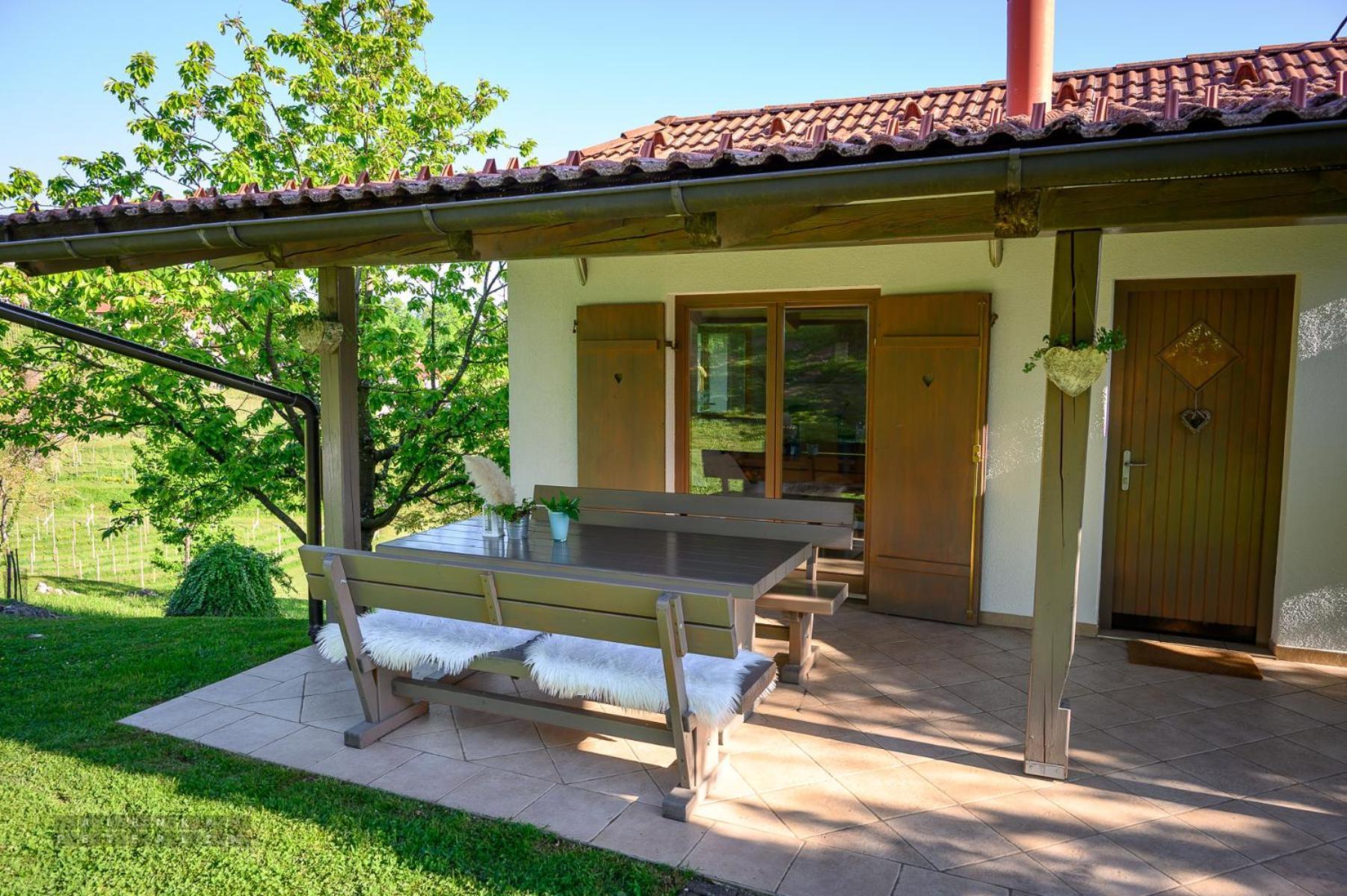 Vineyard Cottage Klemencic Ново Место Екстер'єр фото